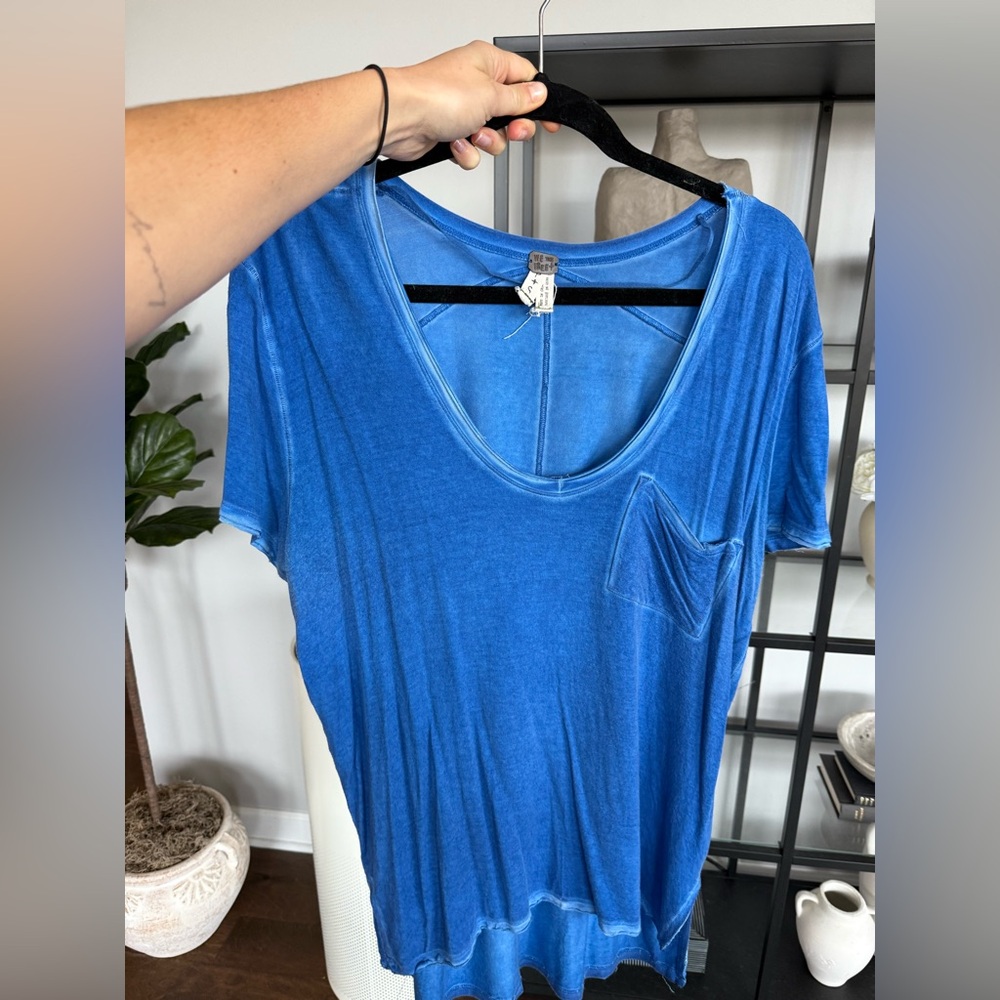 Free people blue  Women's v neck tee